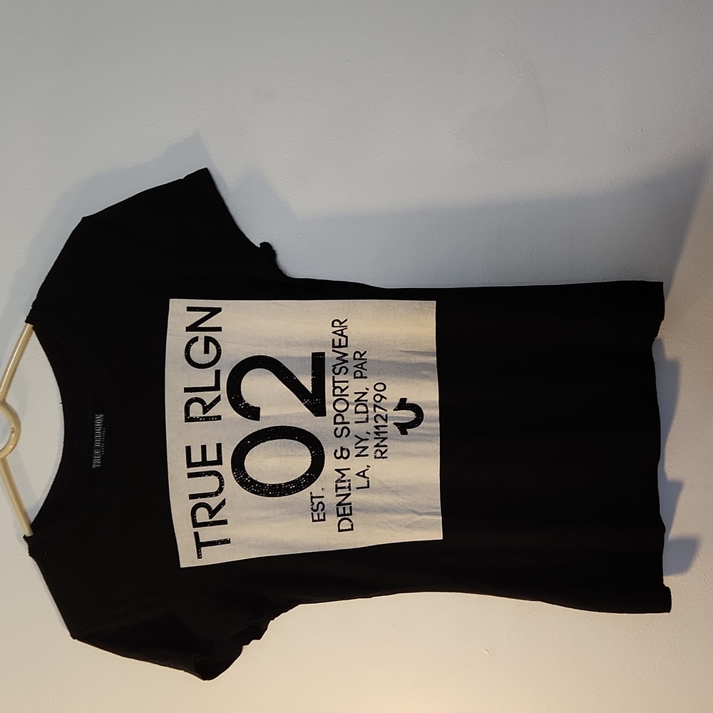 True religion black shirt size small
